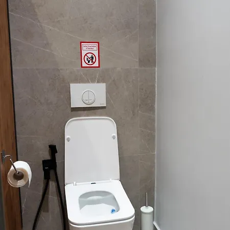 Hostel Santa5 *