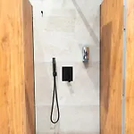Santa5 Albergue *